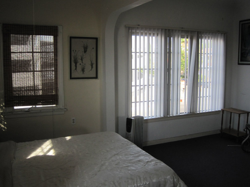 Herberg Wilshire Orange Los Angeles